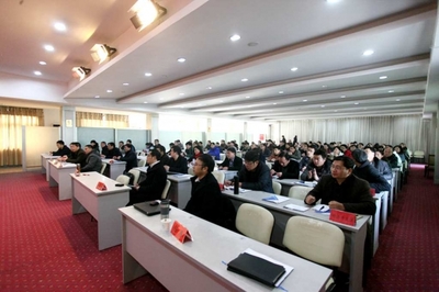 徐工信息受邀參加新沂市工業(yè)企業(yè)兩化深度融合專題培訓(xùn)會，提供專業(yè)信息咨詢服務(wù)